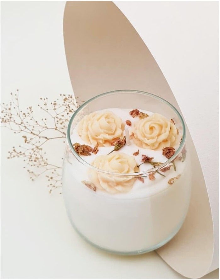 Soy wax candle "Roses"