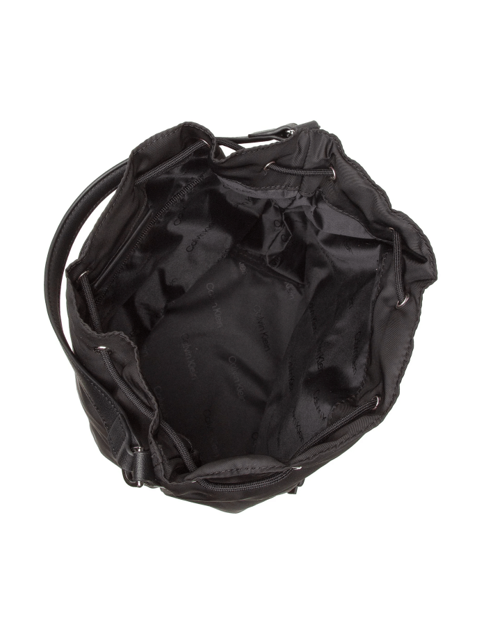 Seljakott CALVIN KLEIN Essential Barrel Bucket Bag