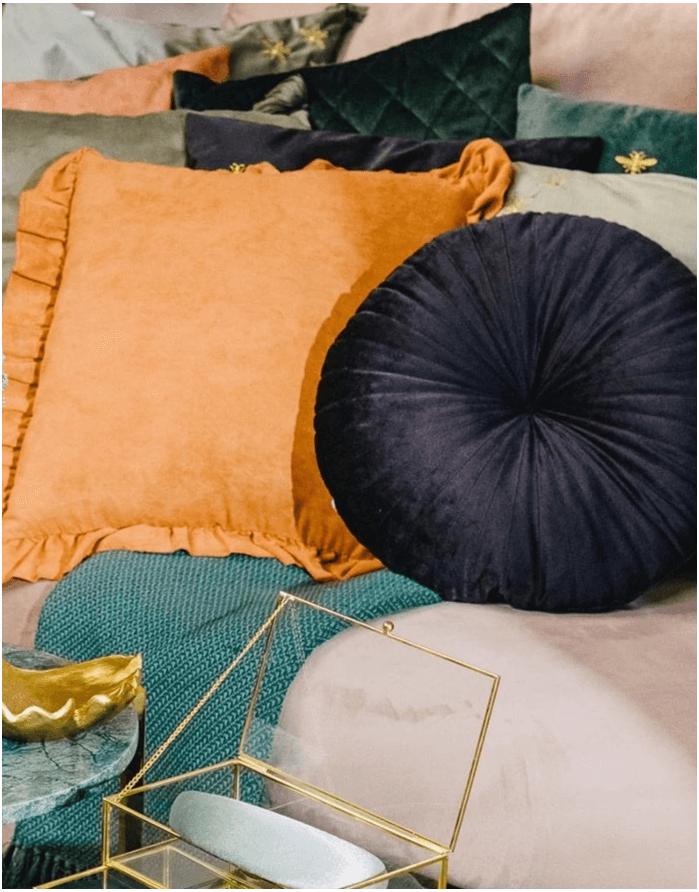 Decorative pillow "Ollie Black" 40 cm