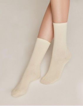 Naiste sokid "Comfy Creme"