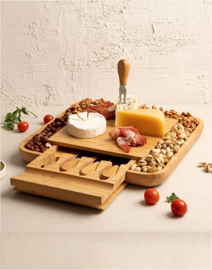 Serveerimislaud tööriistadega "Rumi"