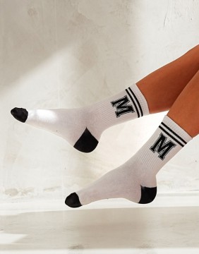Naiste sokid "Letter M White"