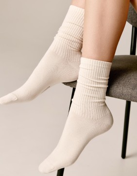 Naiste sokid "Comfy Milky"