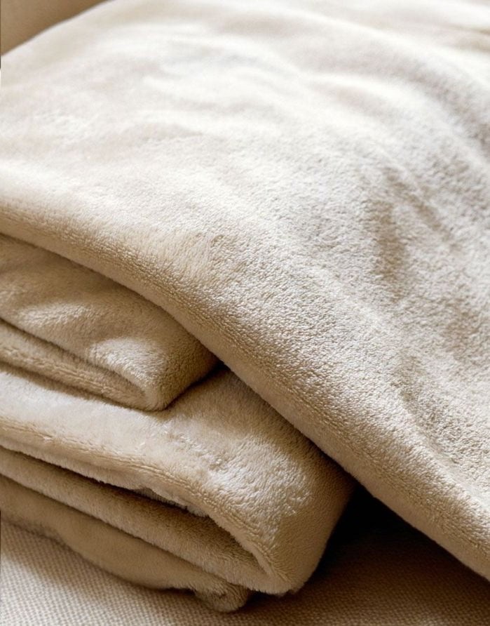 Pleed "Rote Dark Beige" 150x200 cm