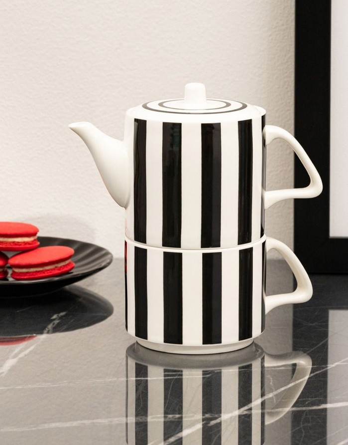 Cup with teapot "BRETA Black&White"
