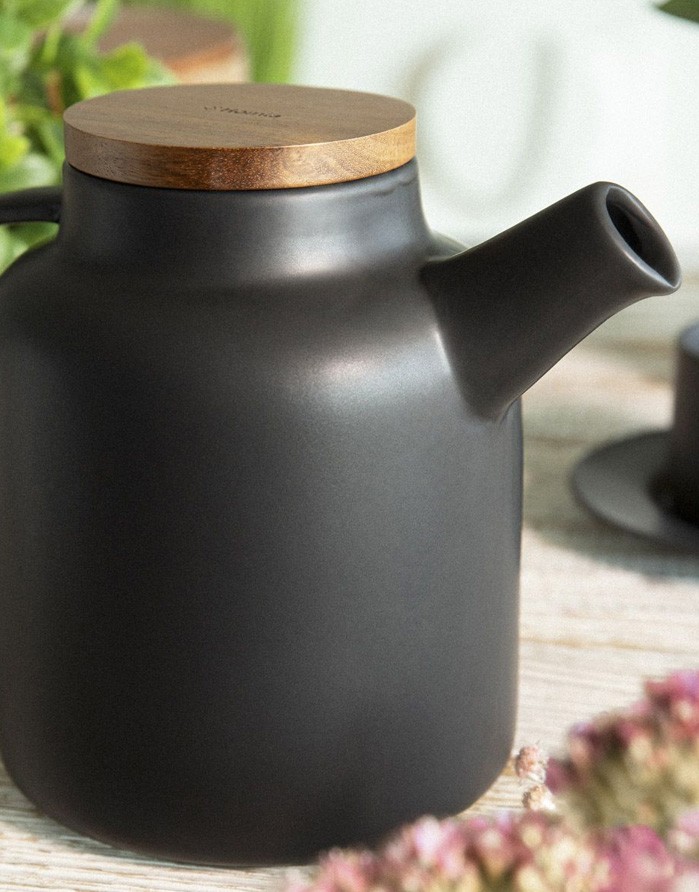 Teapot "POLINE Black", 1.5L