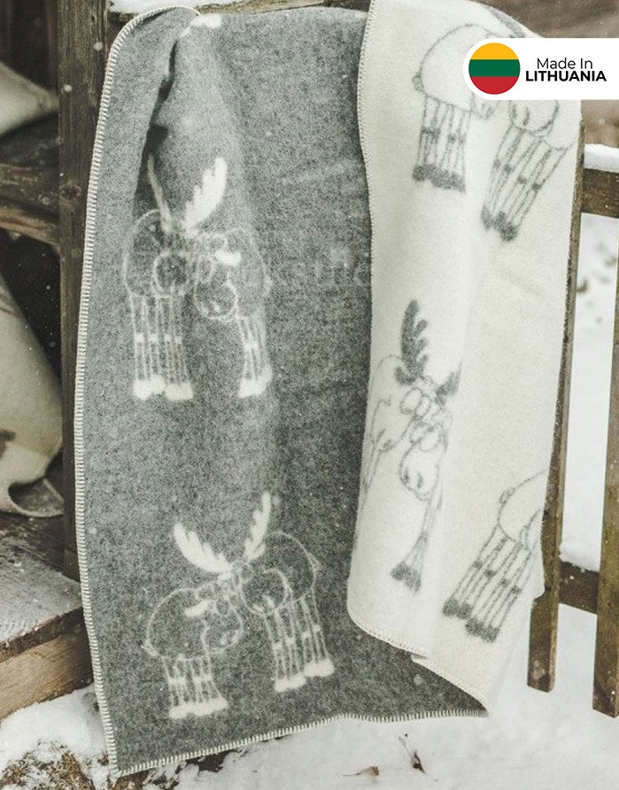 Naturaalsest villast tekk "A pair of Moose Grey" 130x200 cm