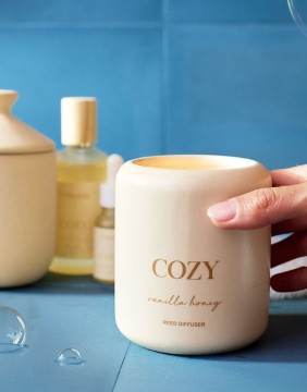 Lõhnav küünal "COZY Vanilla Honey" 260 g
