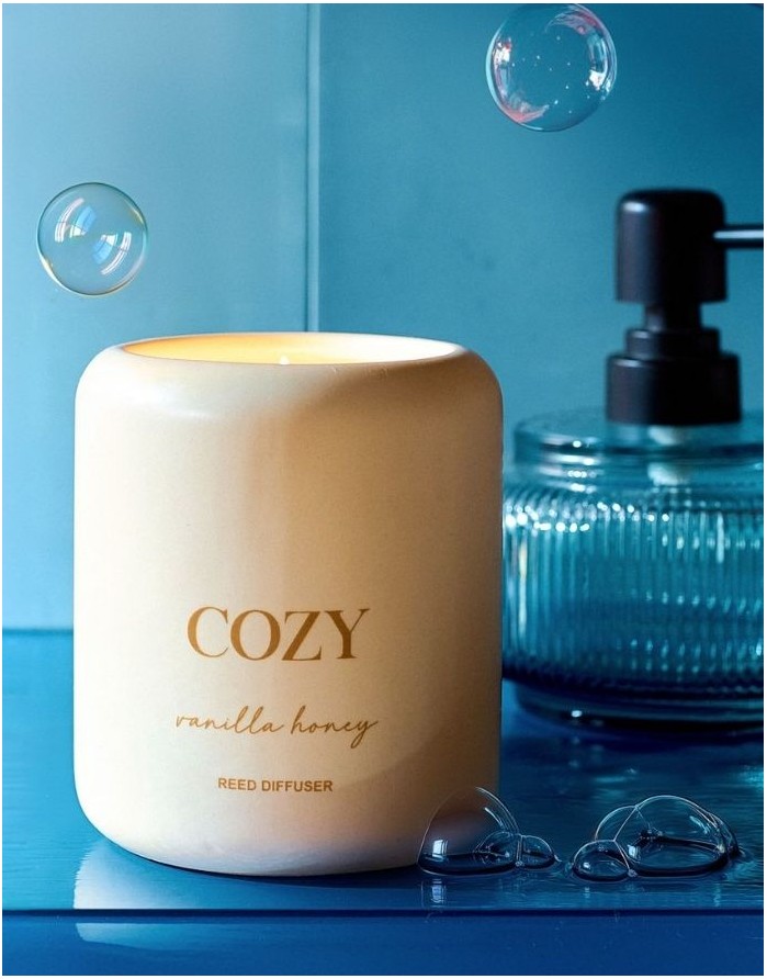 Scented candle "COZY Vanilla Honey" 260 g