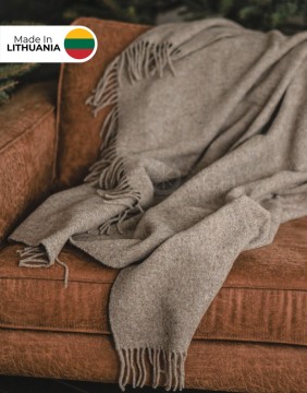 Naturaalsest villast tekk "Jaukumas Brown" 140x200 cm