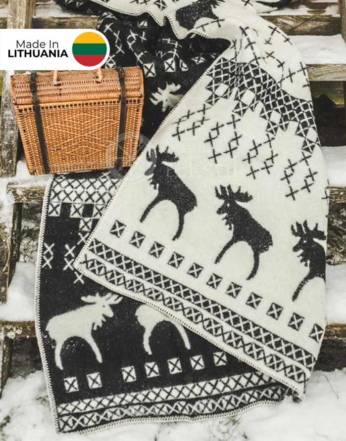 Natural wool blanket "Moose Black" 130x200 cm