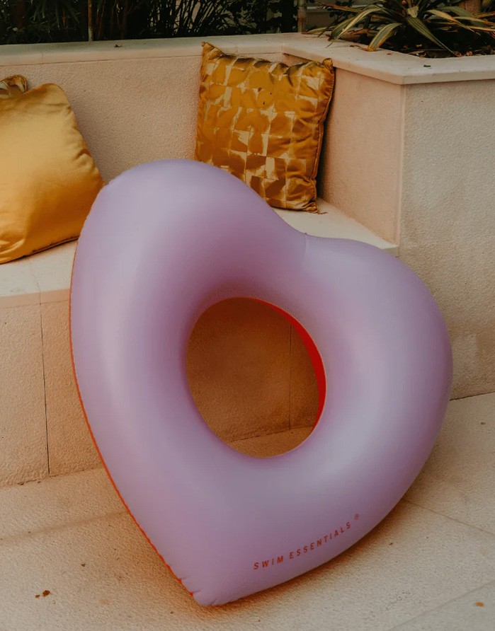 Inflatable swim ring "Heart Shaped" 55cm