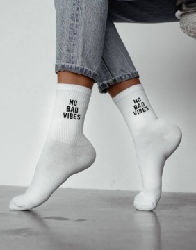 Naiste sokid "No Bad Vibes White"