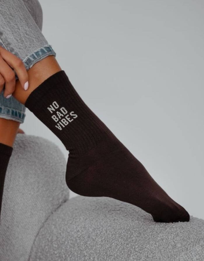 Women's socks "No Bad Vibes Brown"