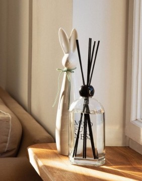 Kodu lõhn "Patchouly White Flowers Musk" 500 ml Kodu lõhn "Patchouly White Flowers Musk" 500 ml