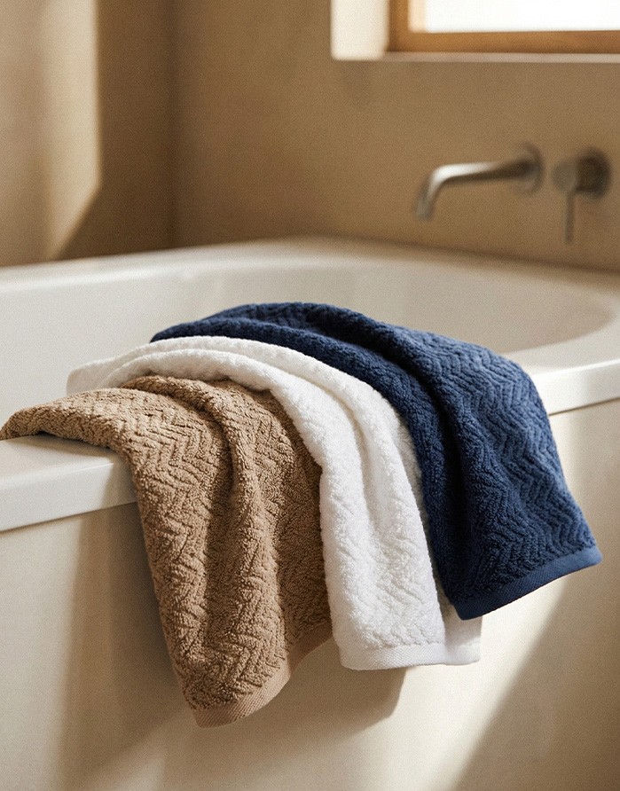 Cotton Towel "Zigzag Navy Blue"