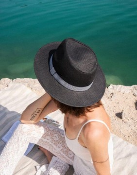 Hat "Lesley Black"