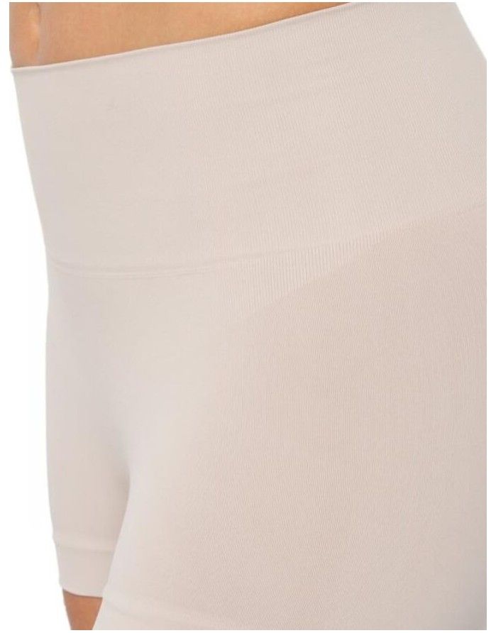 Aluspükste vormimine Short "Emana"