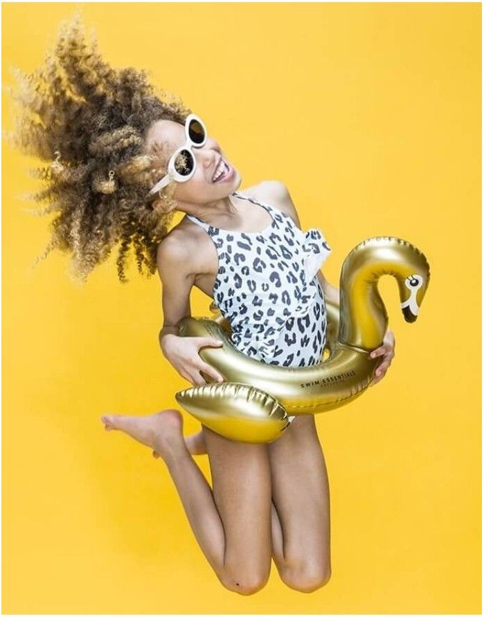 Inflatable wheel "Golden Swan"