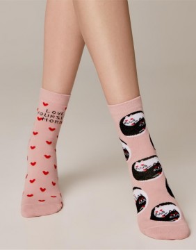 Naiste sokid "Love"